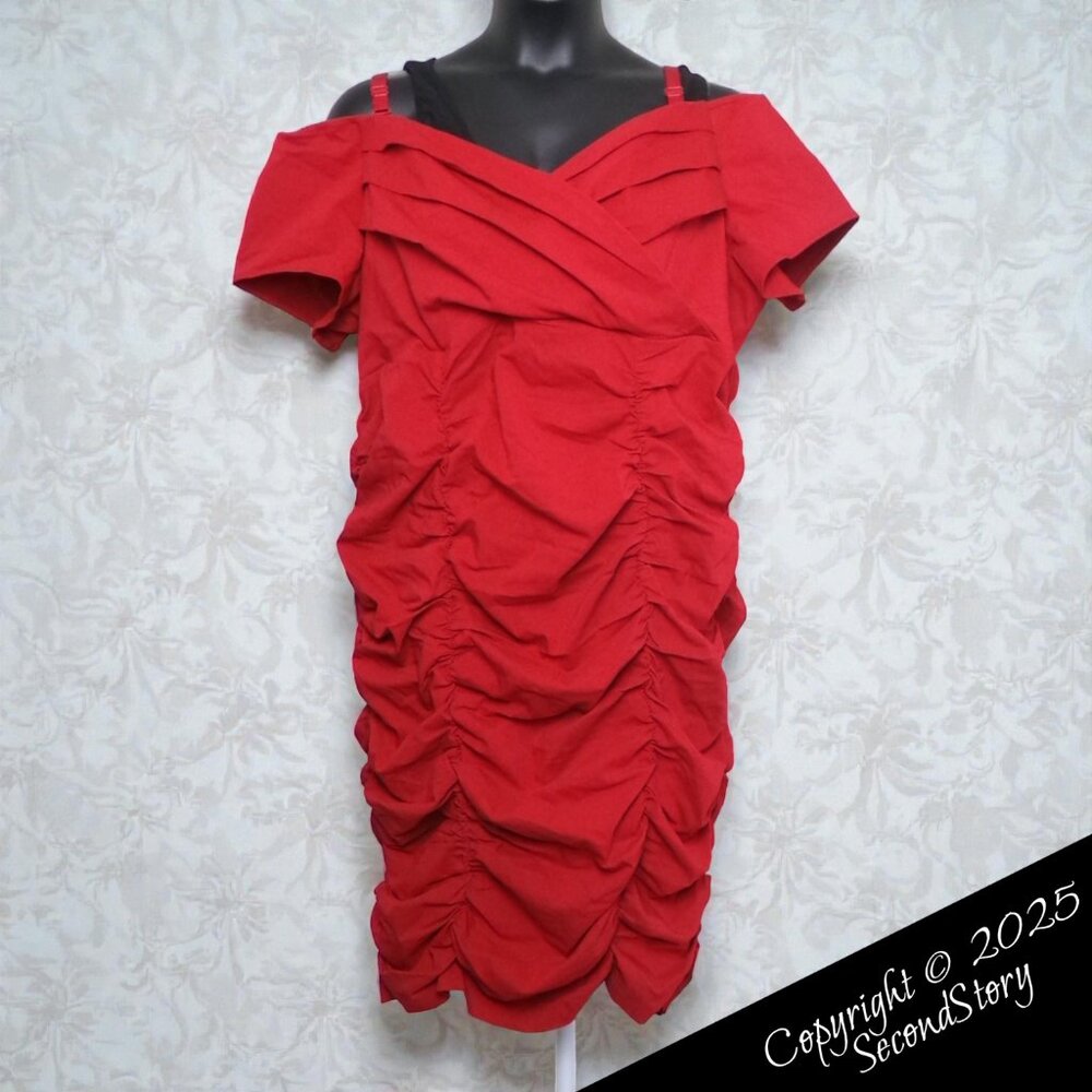 PLUS DRESS - Picture 5 of 9